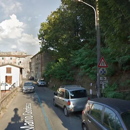 Il Giardino Del Nespolo Pensionat 3*