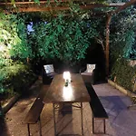 Il Giardino Del Nespolo بيت ضيافة